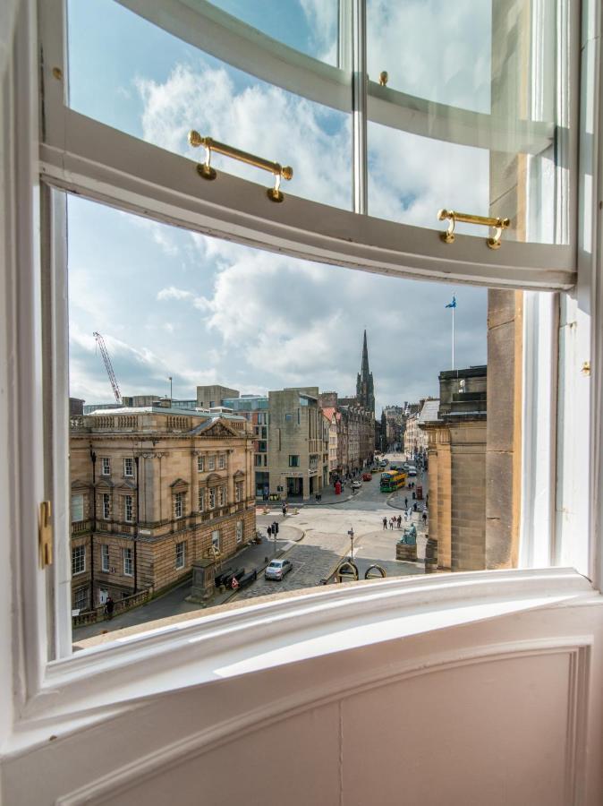 St Giles Royal Mile Appartement Edinburgh Buitenkant foto